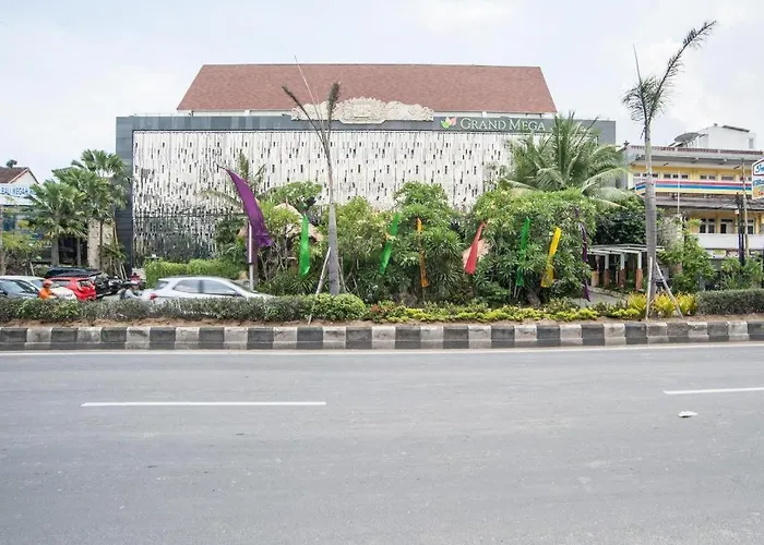 Grand Mega Resort & Spa Bali Kuta Lombok