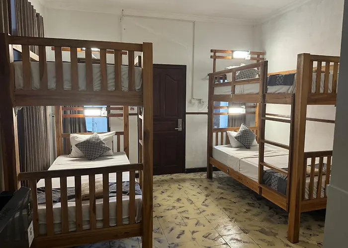 Hotel Easy Surf Camp Kuta Lombok