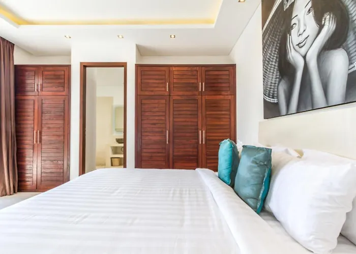Luxury 3 Bedroom Villa With Private Pool, Bali Villa 1157 Kuta Lombok