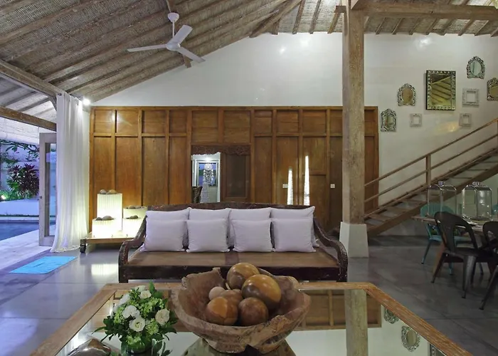 Rent A Luxury Villa In Bali Close To The Beach, Bali Villa 2060 Kuta Lombok